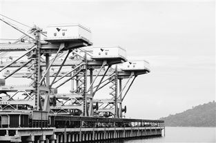 价格创下五年新低 大宗商品难续高价神话 国际观察